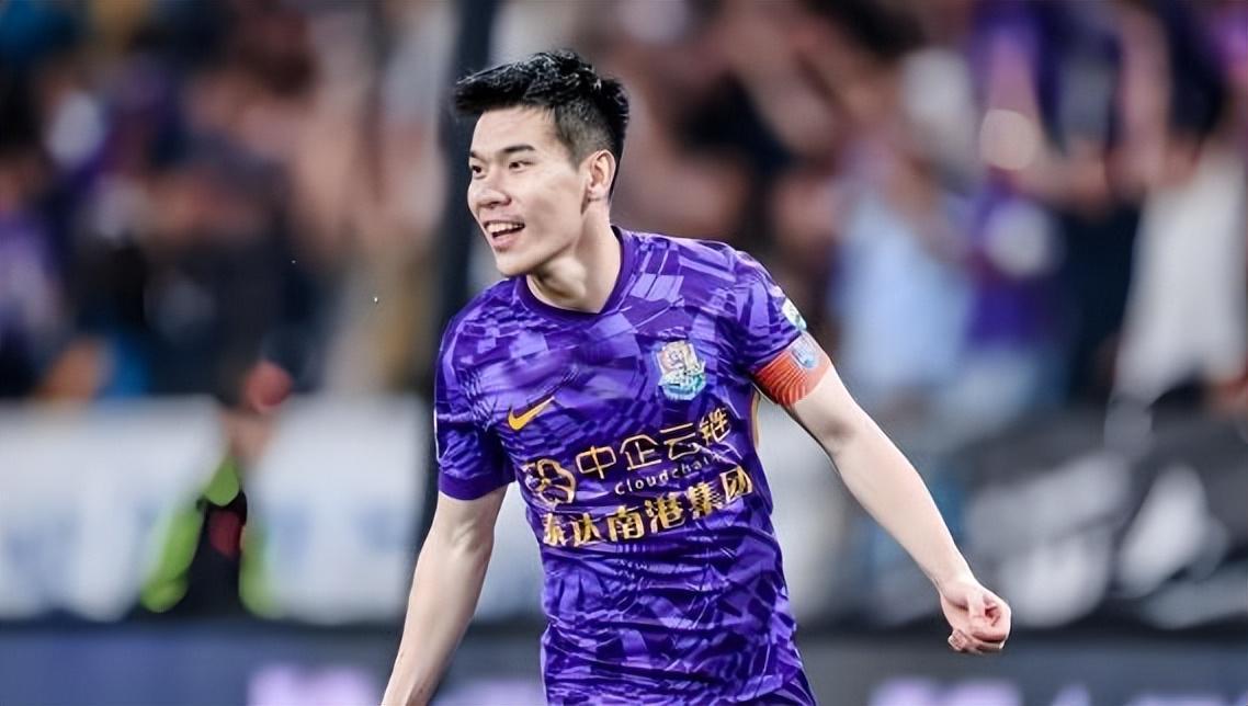 九游APP-于根伟留下的津门虎20号战袍，本赛季迎来新主人，曾是鲁能锋霸