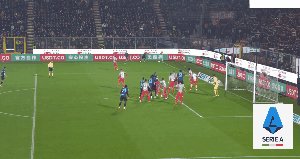 1769991144475093919.gif ios版下载-【意甲】克雷莫纳0比2国际米兰 劳塔罗杰林斯基破门